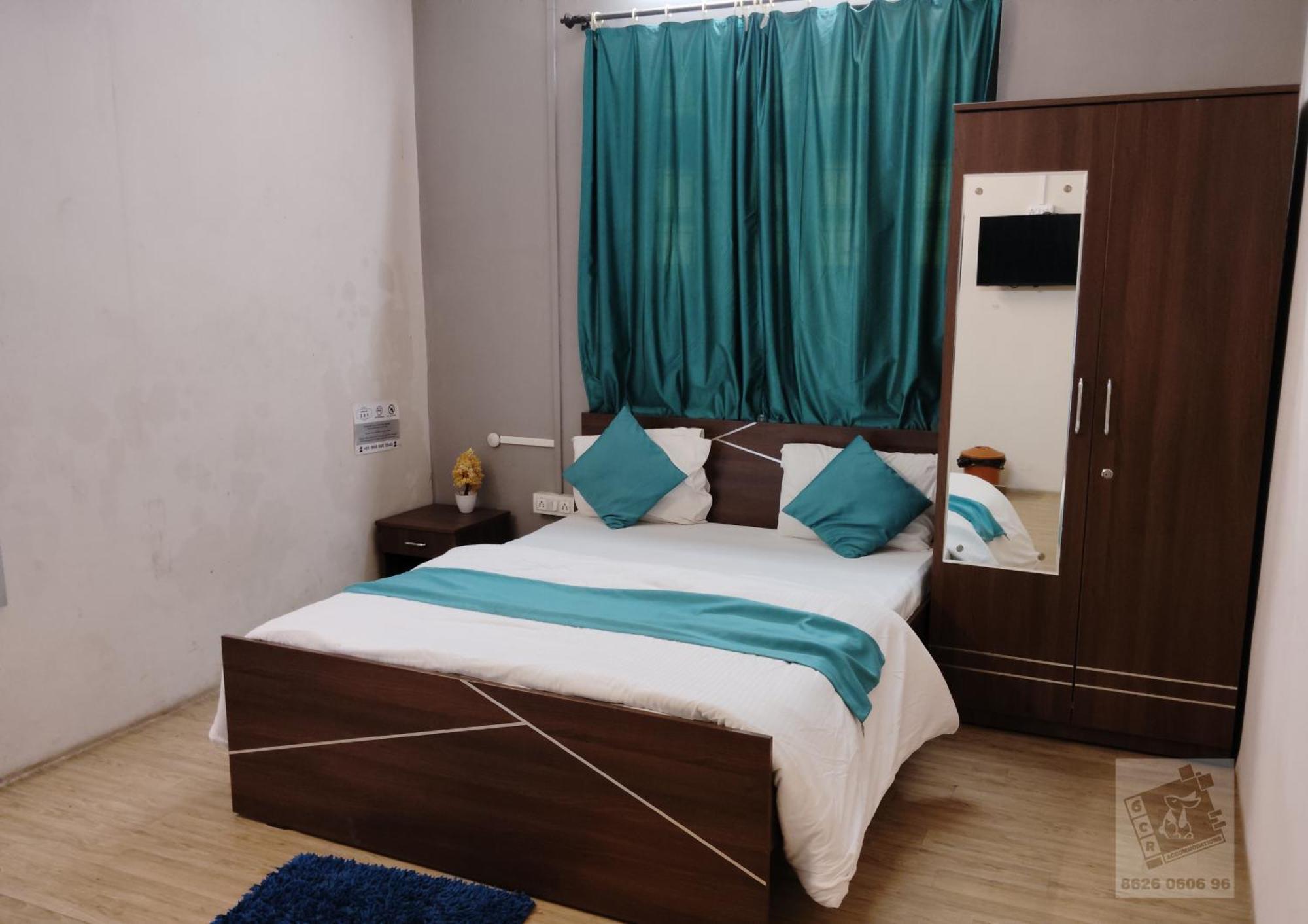 6 Cr Hotel Natraj Railway Station Aurangabad  Exterior photo