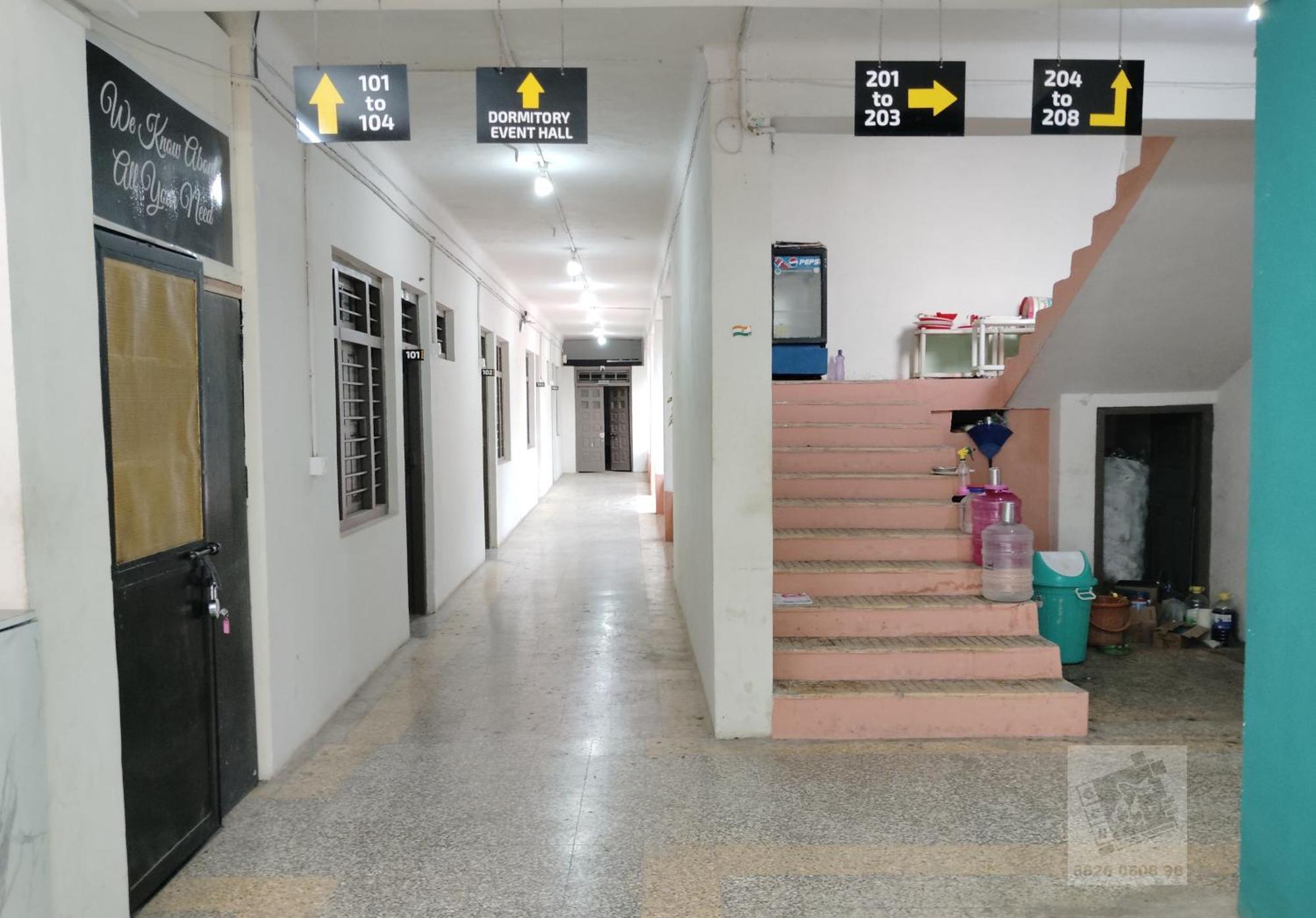 6 Cr Hotel Natraj Railway Station Aurangabad  Exterior photo